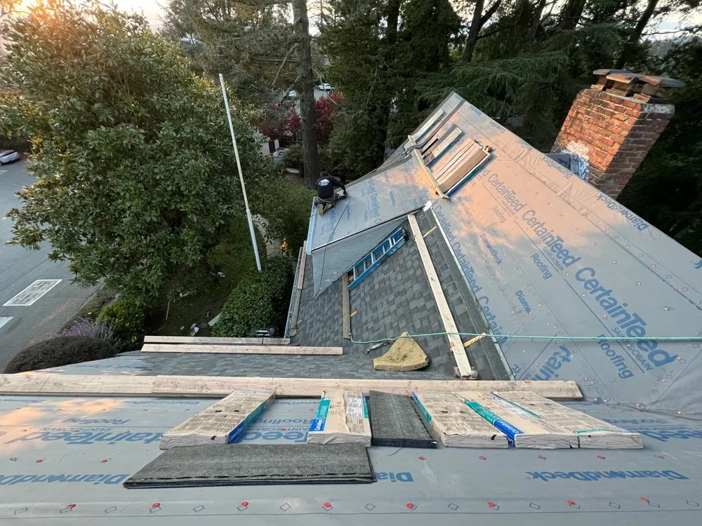 Slide of Villa's Roofing Company