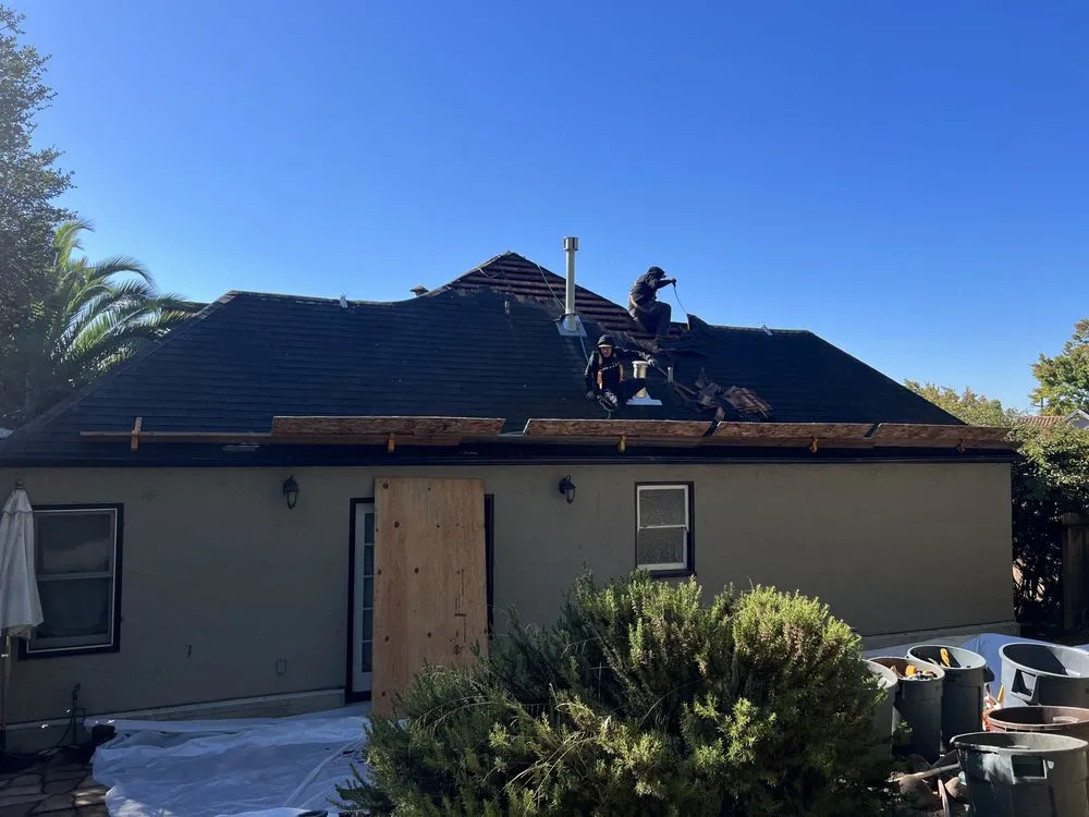 Slide of Villa's Roofing Company