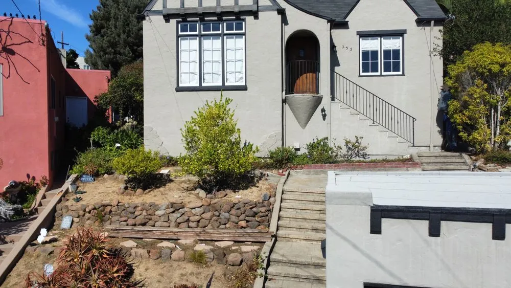 Slide of Villa's Roofing Company