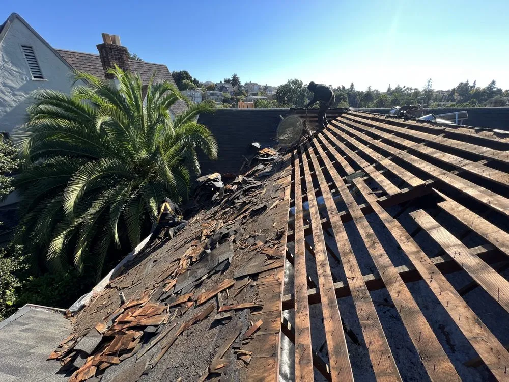 Slide of Villa's Roofing Company