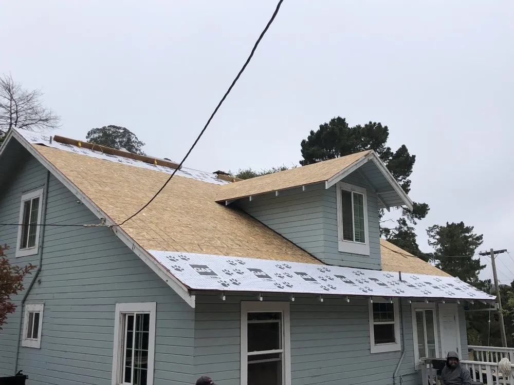 Slide of Villa's Roofing Company