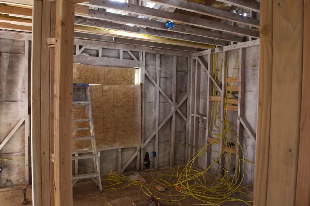 Slide of Villatoro & M Construction