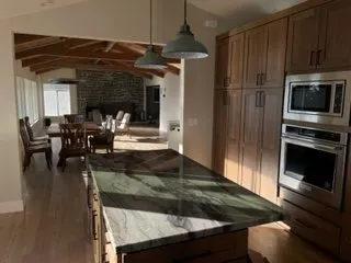 Slide of Villatoro & M Construction