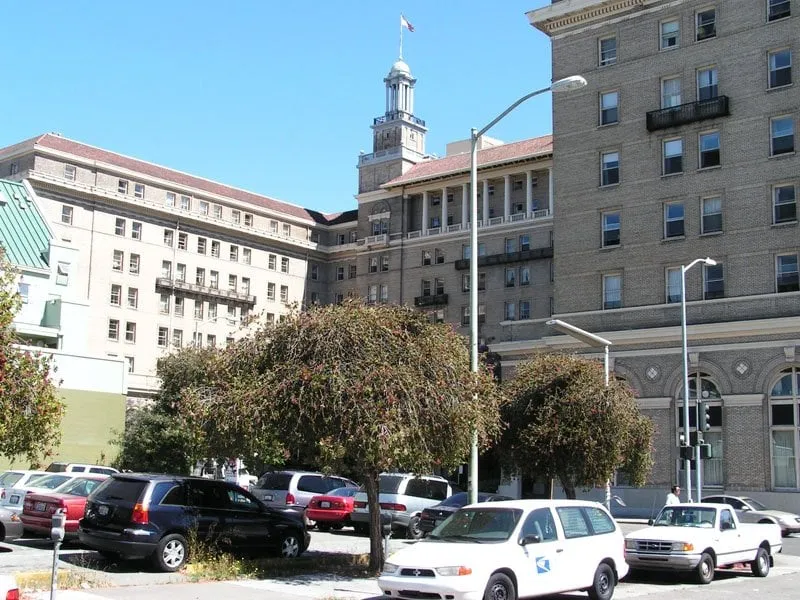 Slide of Villatoro & M Construction