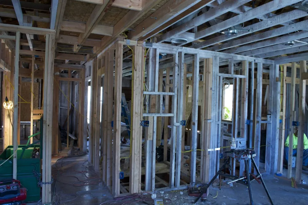 Slide of Villatoro & M Construction