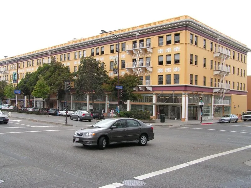 Slide of Villatoro & M Construction