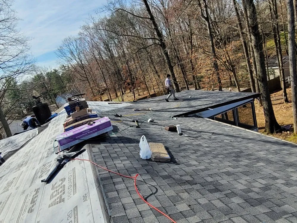 Slide of Villatoro Roofing