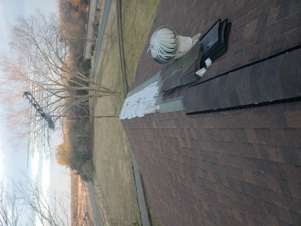 Slide of Villatoro Roofing