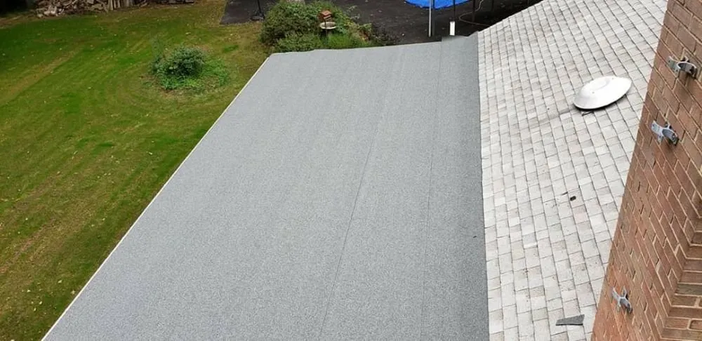 Slide of Villatoro Roofing