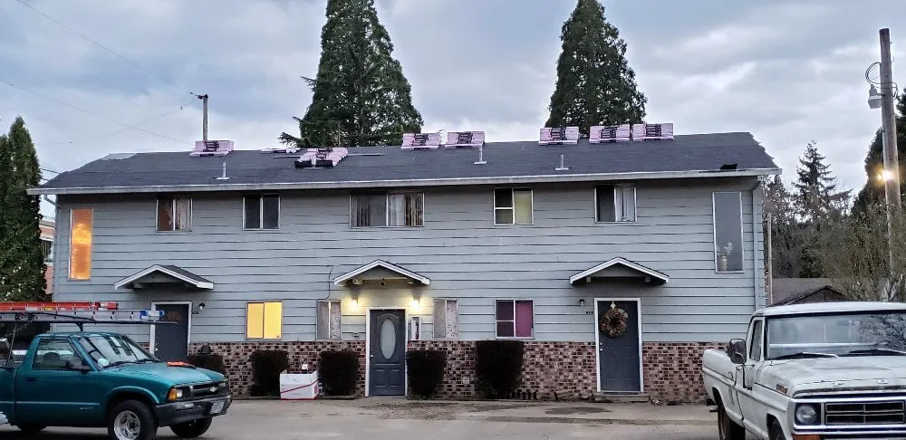 Slide of Villaurigui Roofing