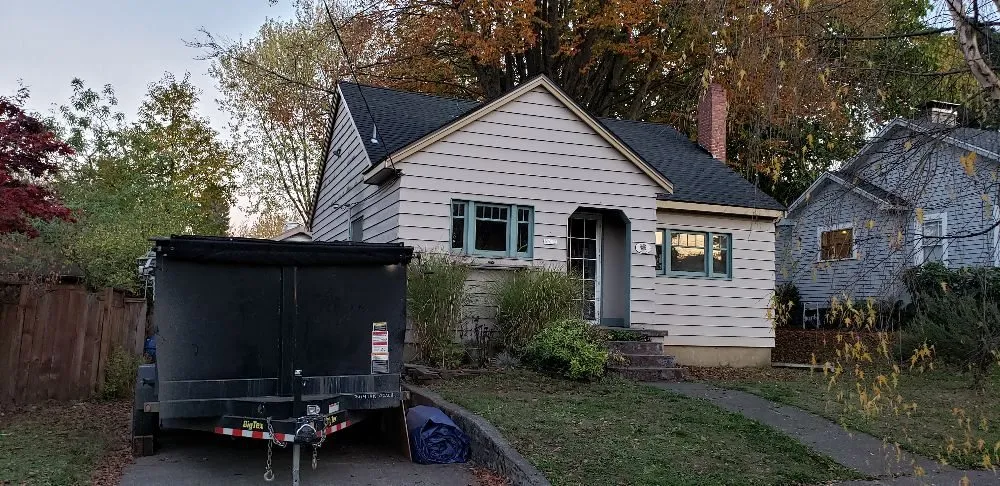 Slide of Villaurigui Roofing
