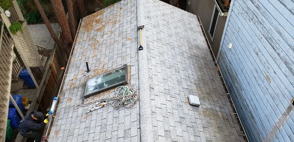 Slide of Villaurigui Roofing