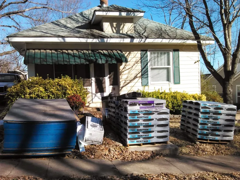 Slide of Villeda Roofing