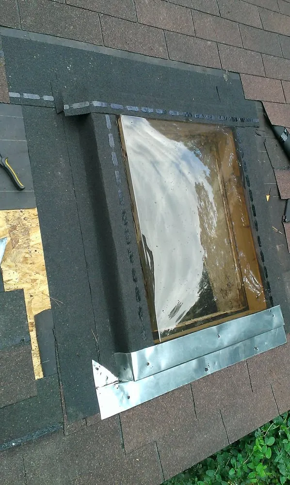 Slide of Villeda Roofing