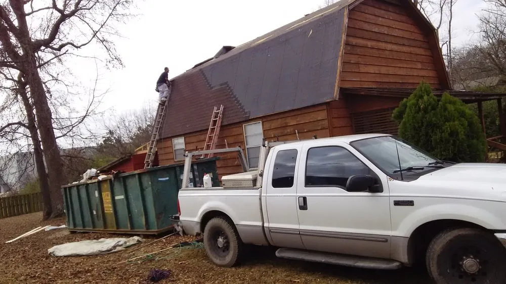 Slide of Villeda Roofing