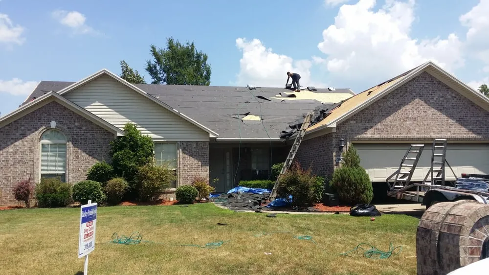 Slide of Villeda Roofing