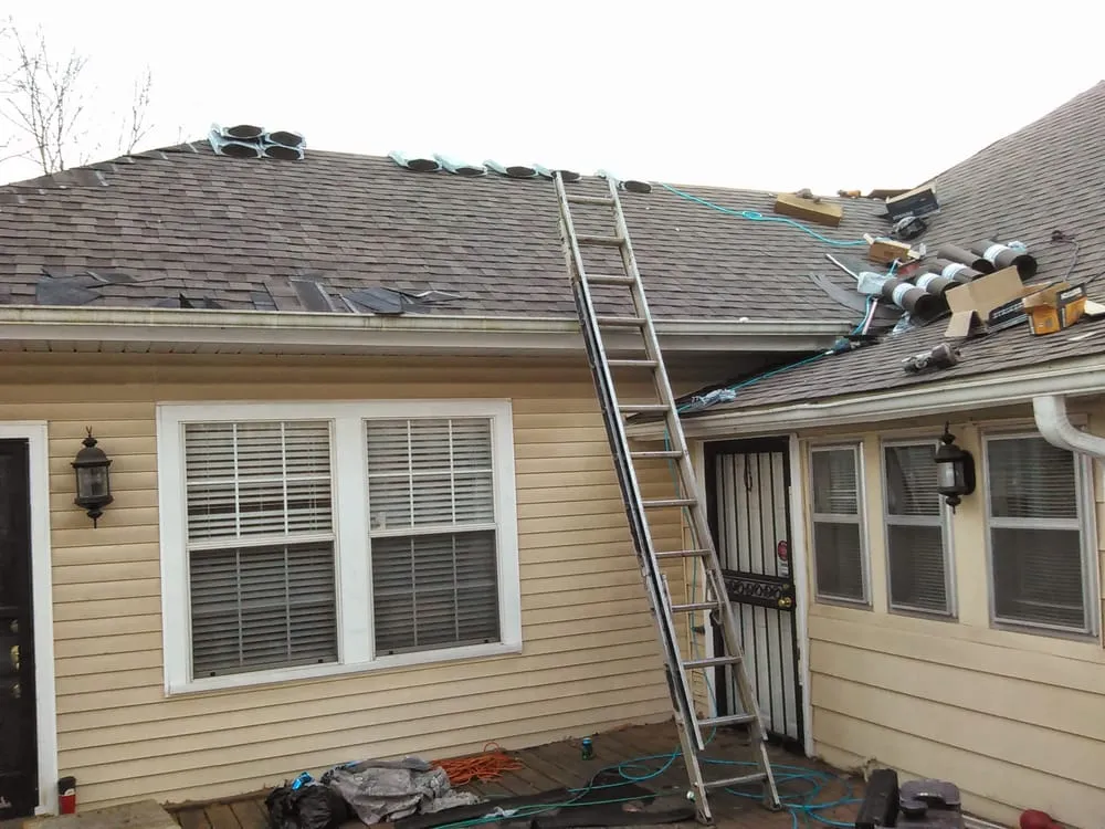 Slide of Villeda Roofing