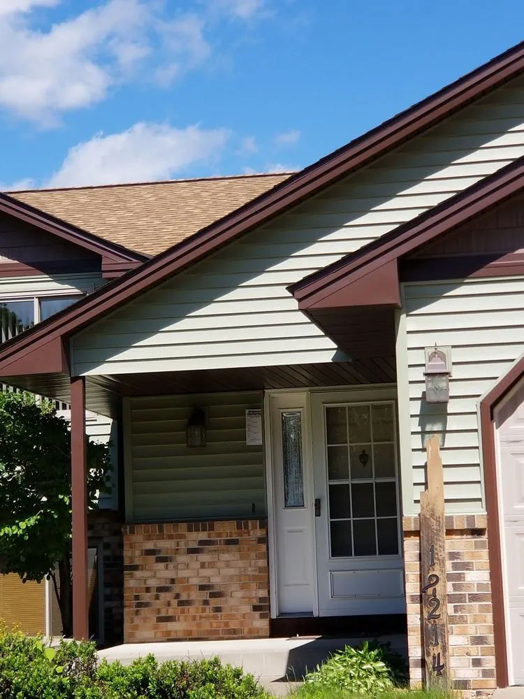 Slide of Vilma Barcenes  Cleaning Services