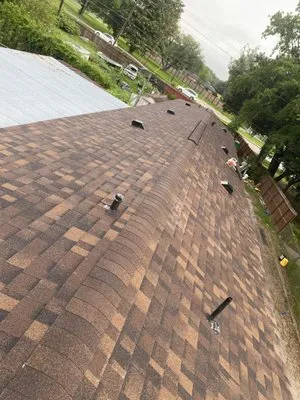 Vincents Roofing Logo