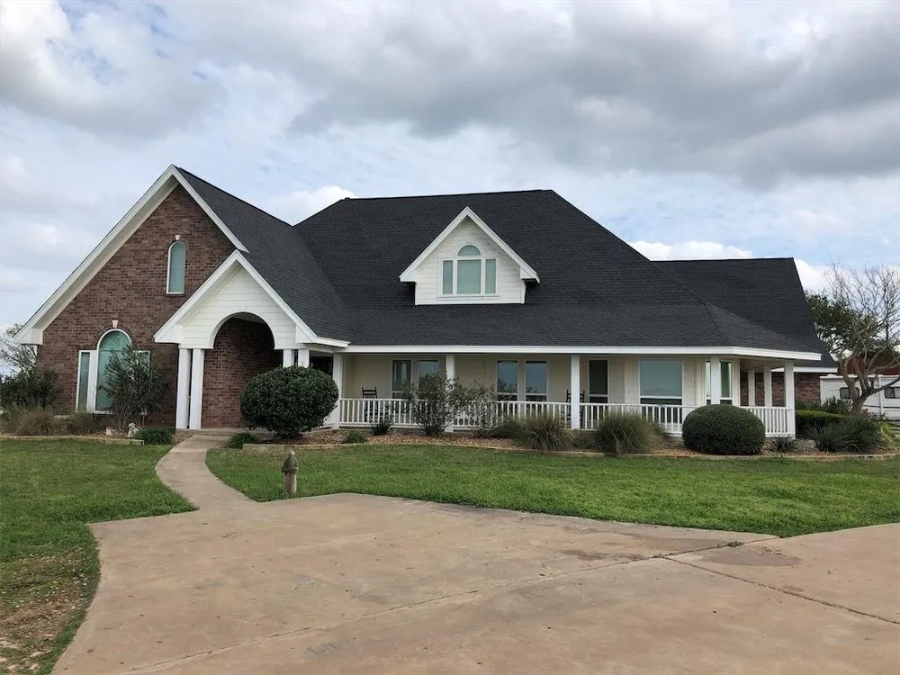 Slide of Vincent's Roofing