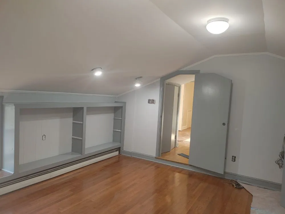 Slide of Vinis Renovation & Restoration