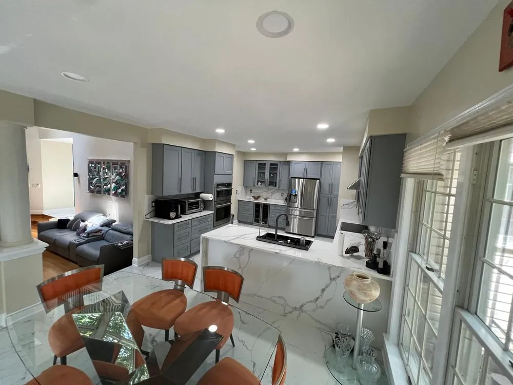 Slide of Vinis Renovation & Restoration