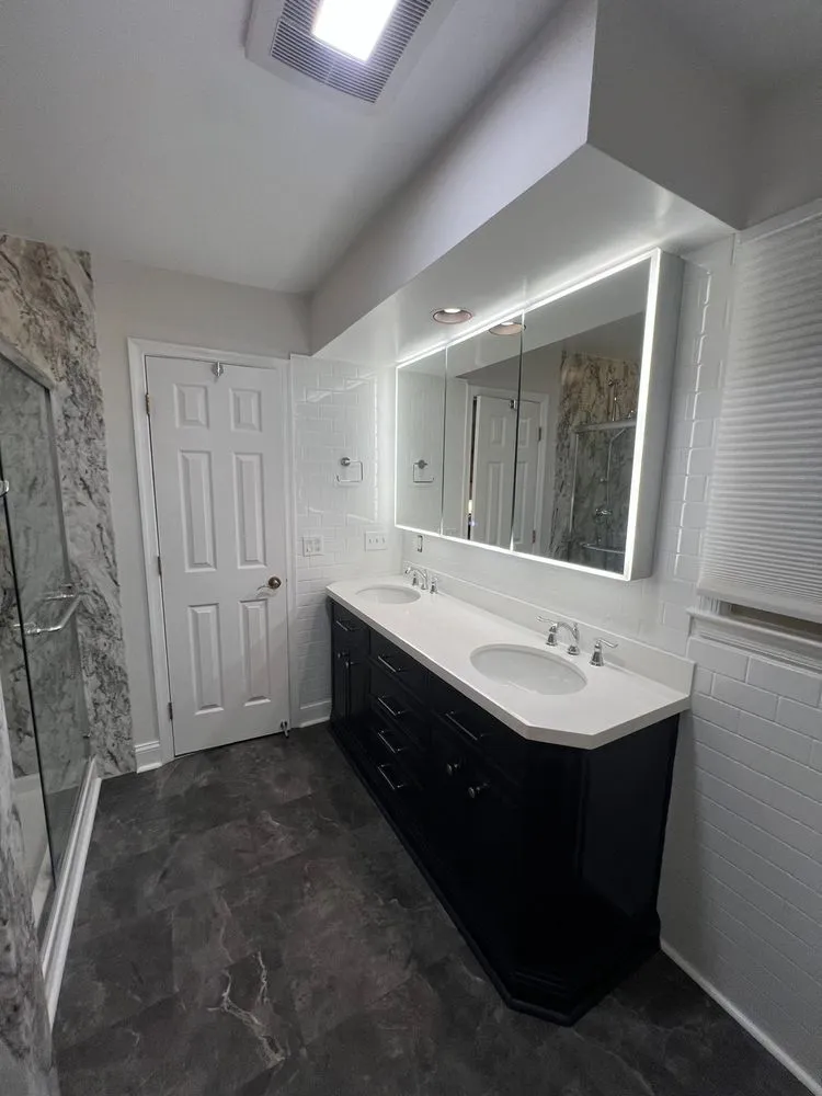 Slide of Vinis Renovation & Restoration