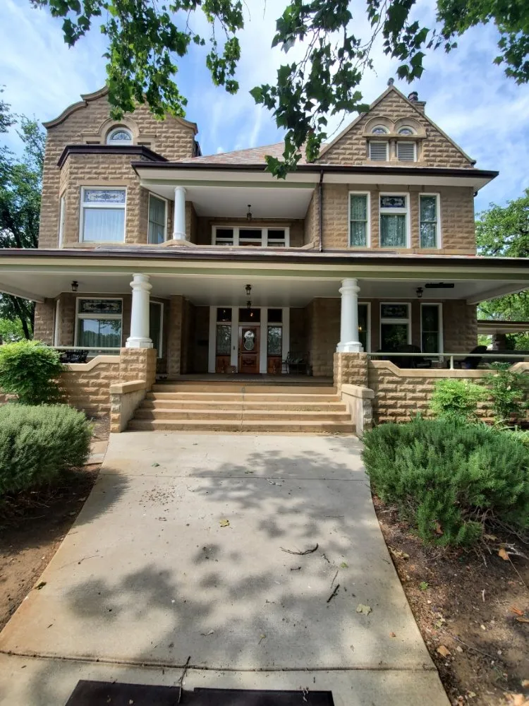 Slide of Vinmark Roofing & Construction