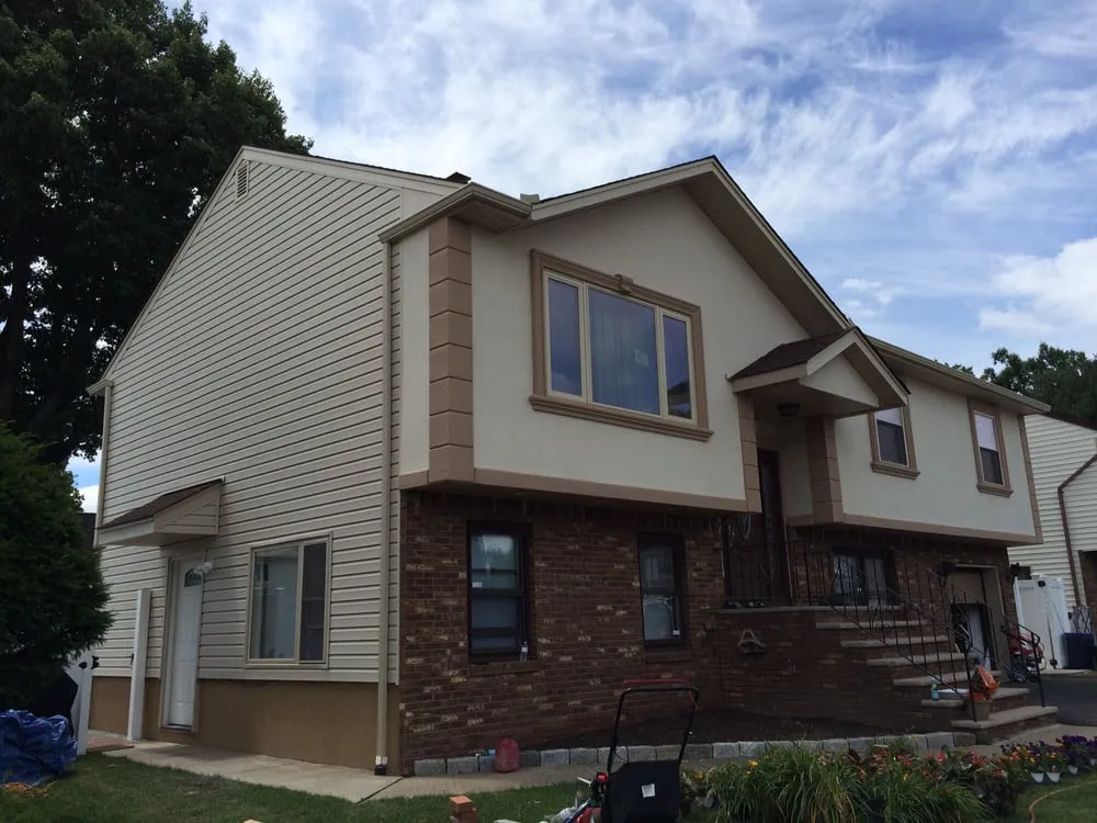 Slide of Vinyl Master Home Improvement