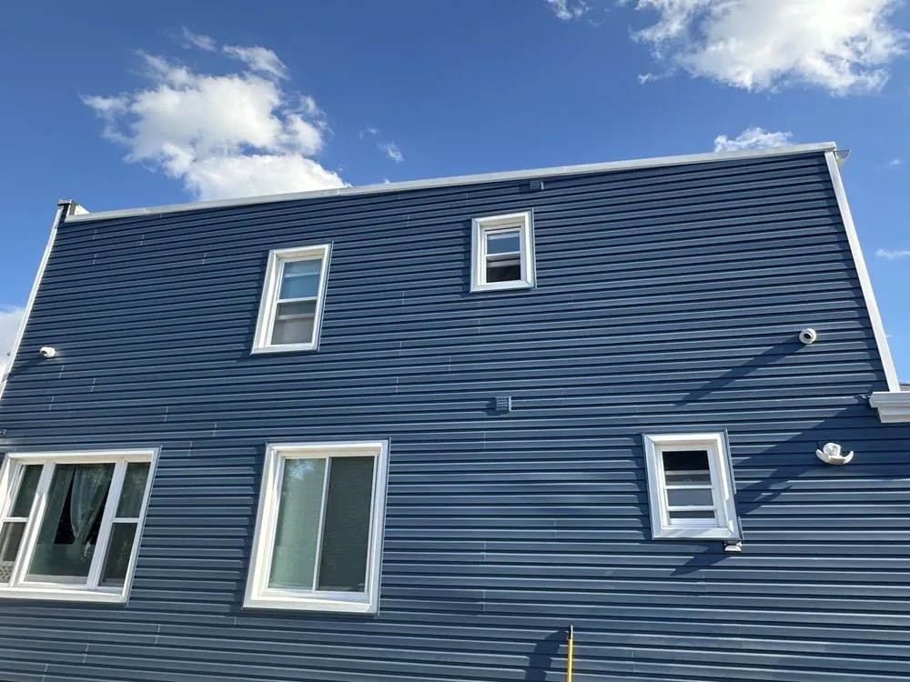 Slide of Vinyl Pro Contracting