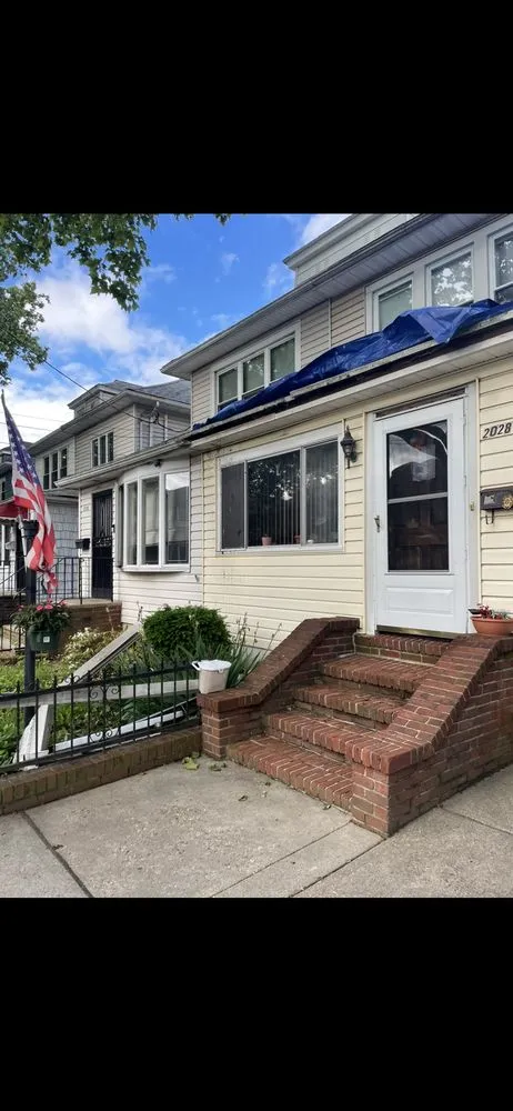 Slide of Vinyl Pro Contracting