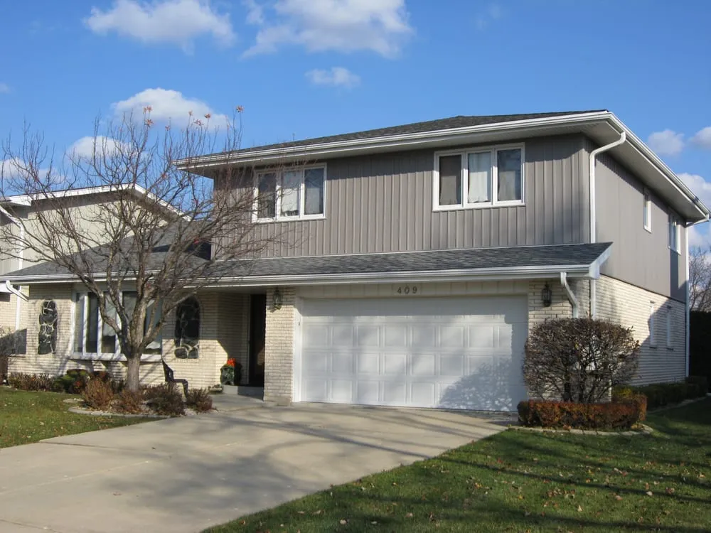 Slide of Vinyltech Inc