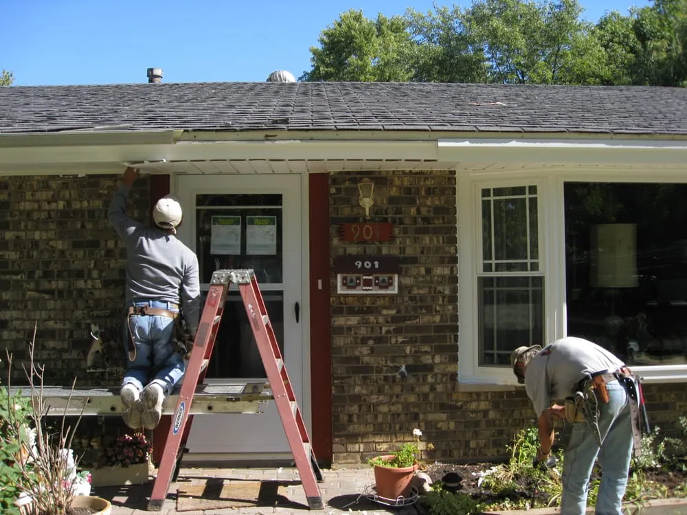 Slide of Vinyltech Inc