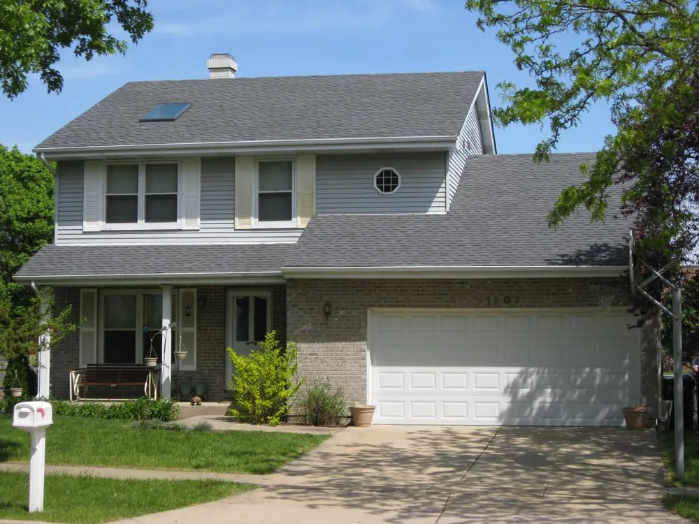 Slide of Vinyltech Inc