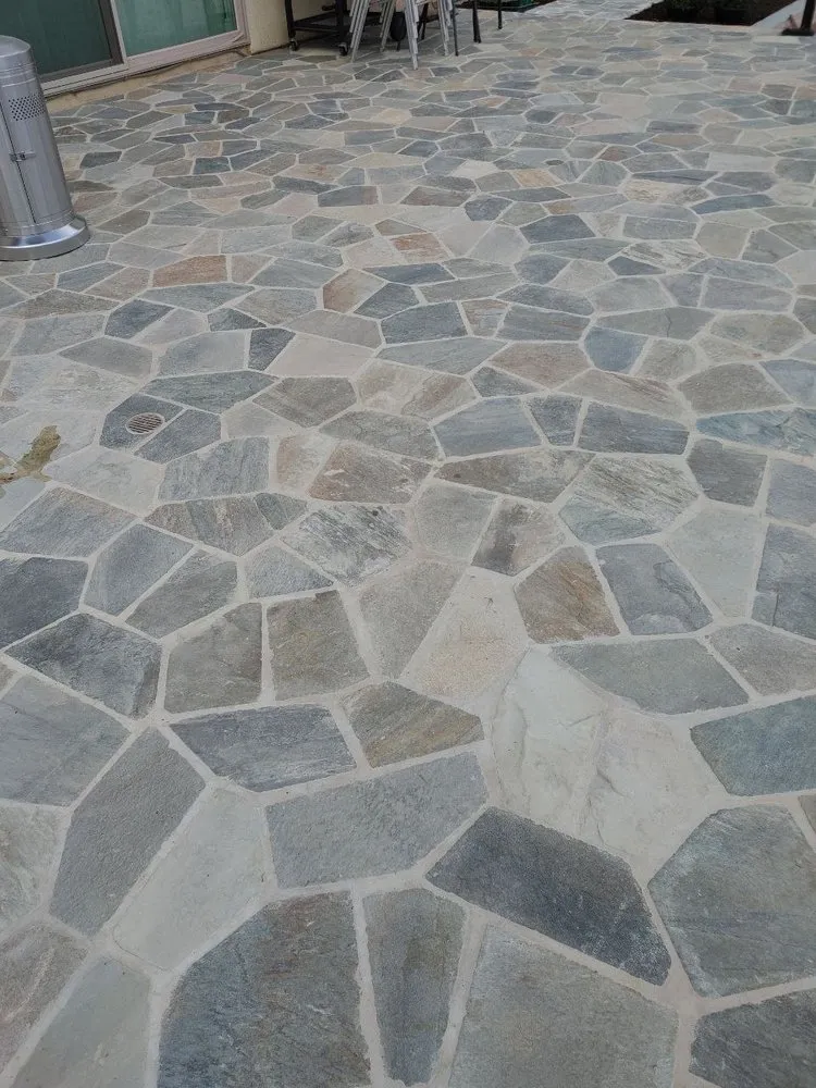 Slide of VIP Construction And Restoration