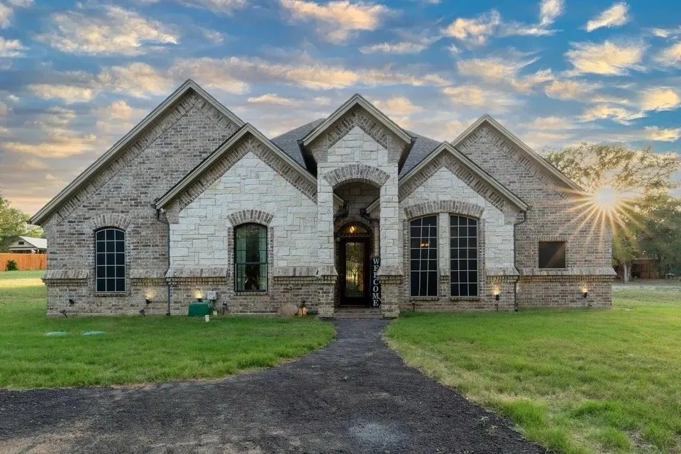 Slide of VIP Roofing & Construction