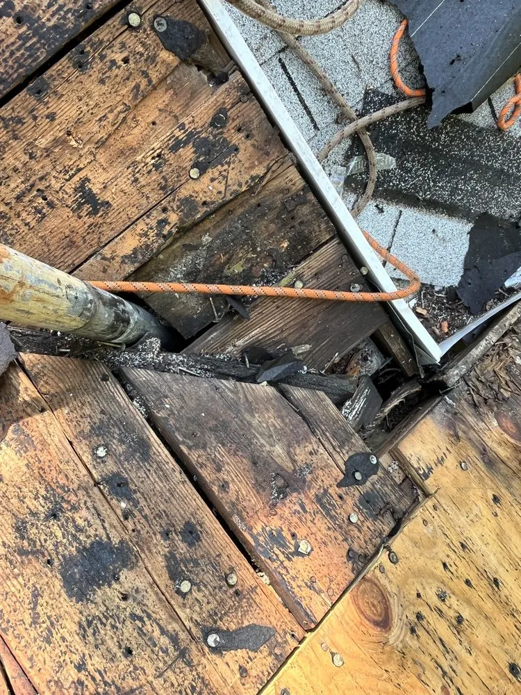 Slide of Virginia’s Roofing Expert