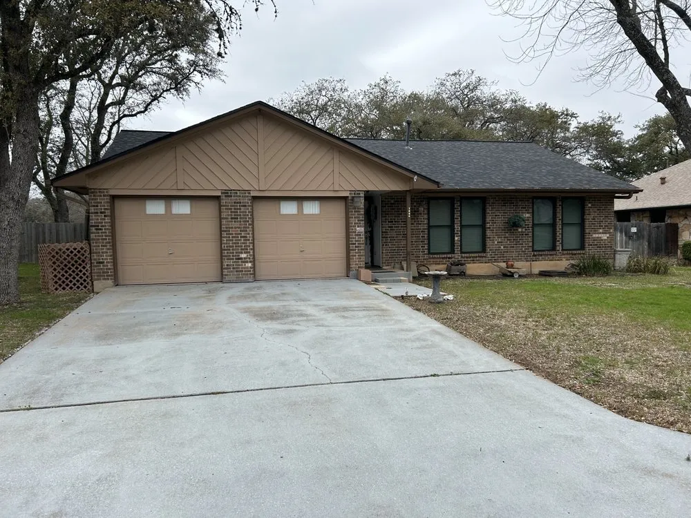 Slide of Virtual Roofing & Solar