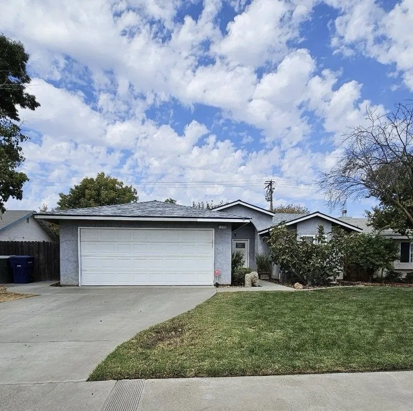 Slide of Visalia Roofing & Construction