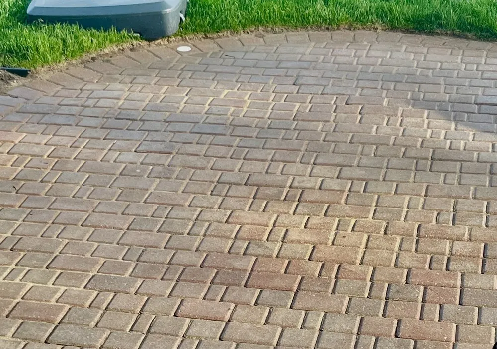 Slide of Vision Works Exterior