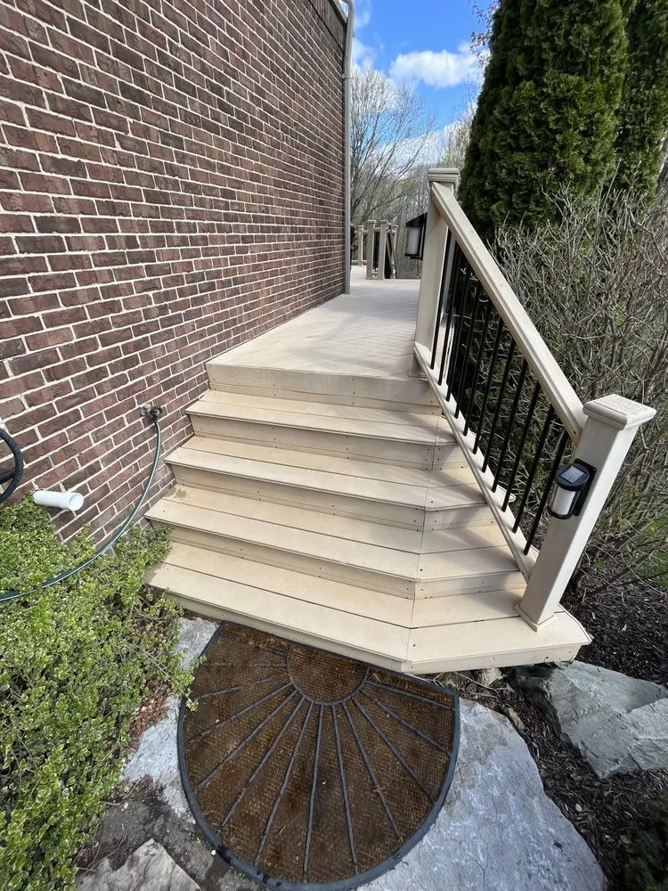 Slide of Vision Works Exterior