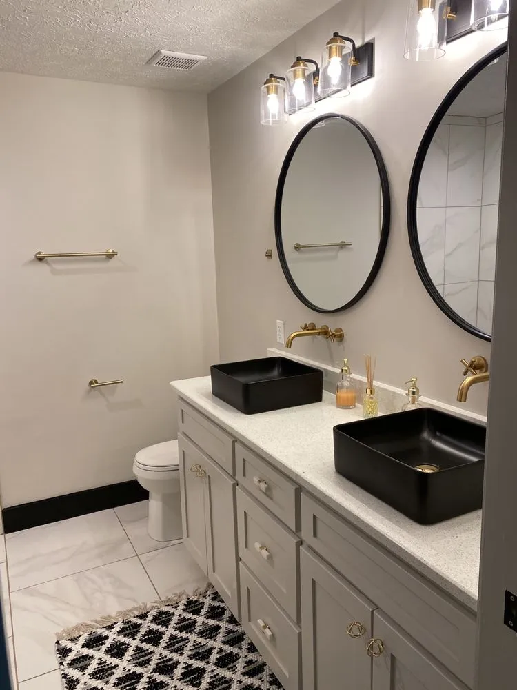 Slide of Visionary Homes and Investments