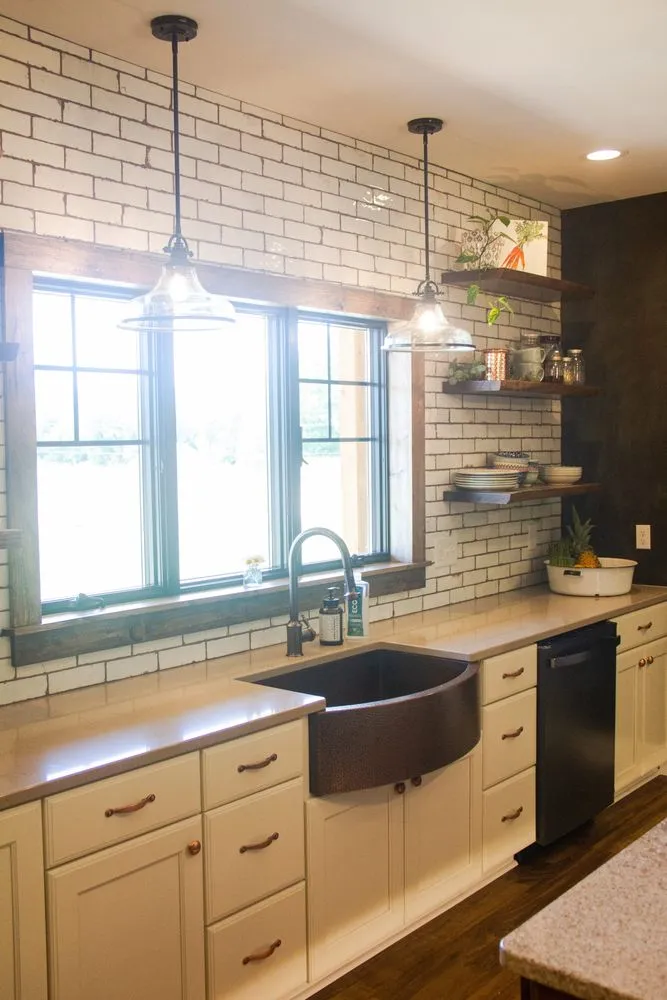 Slide of Visscher Construction and Restoration