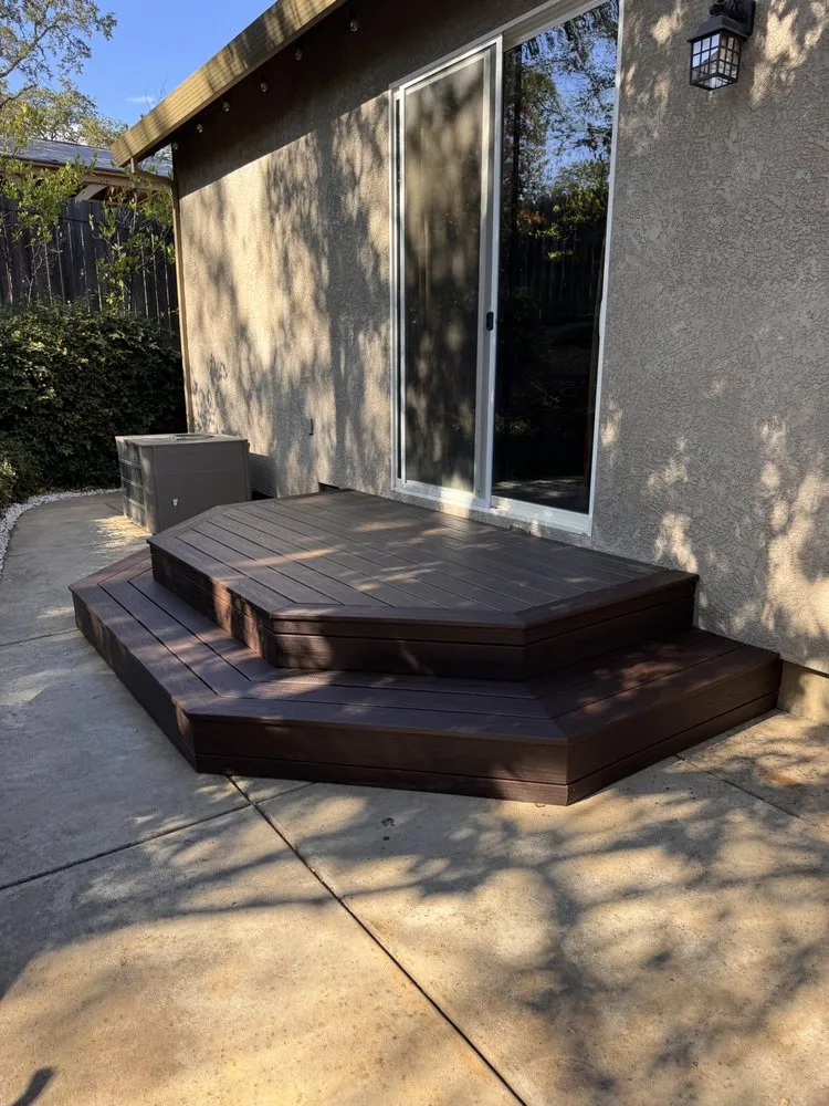 Slide of Vista Roofing