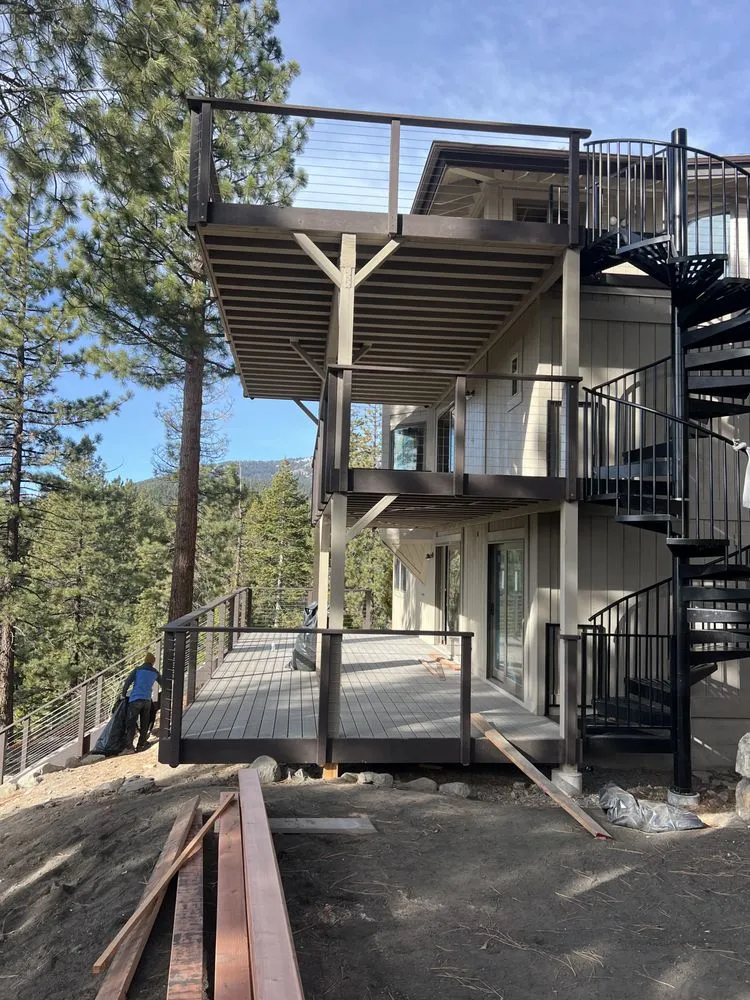 Slide of Vista Roofing