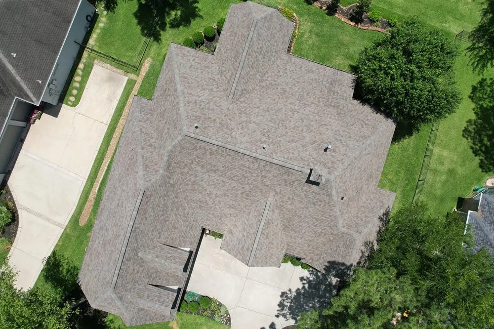 Slide of Vista Roofing and Restoration