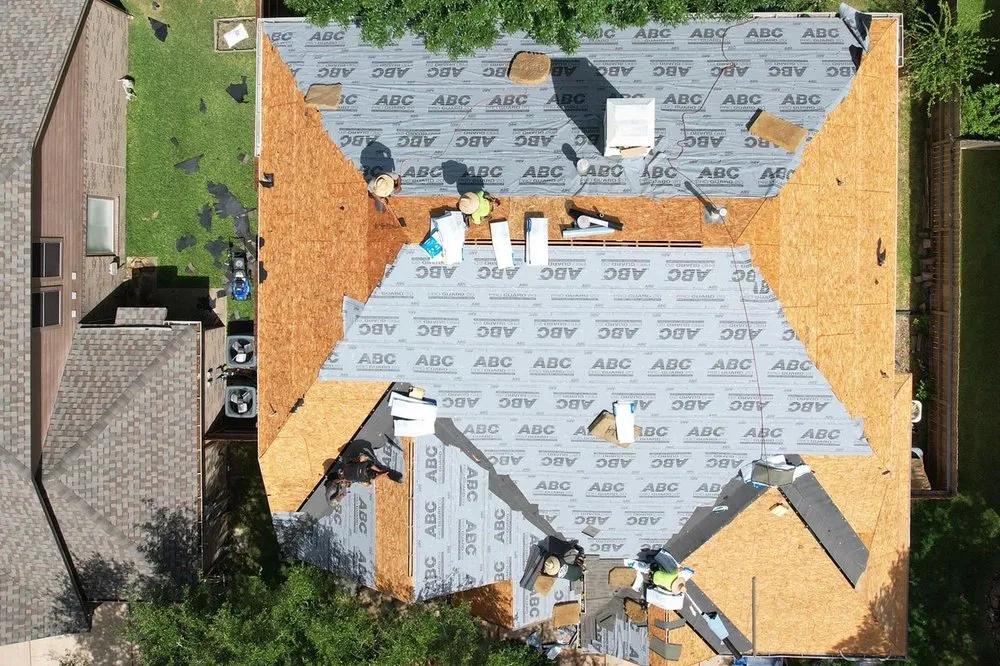 Slide of Vista Roofing and Restoration