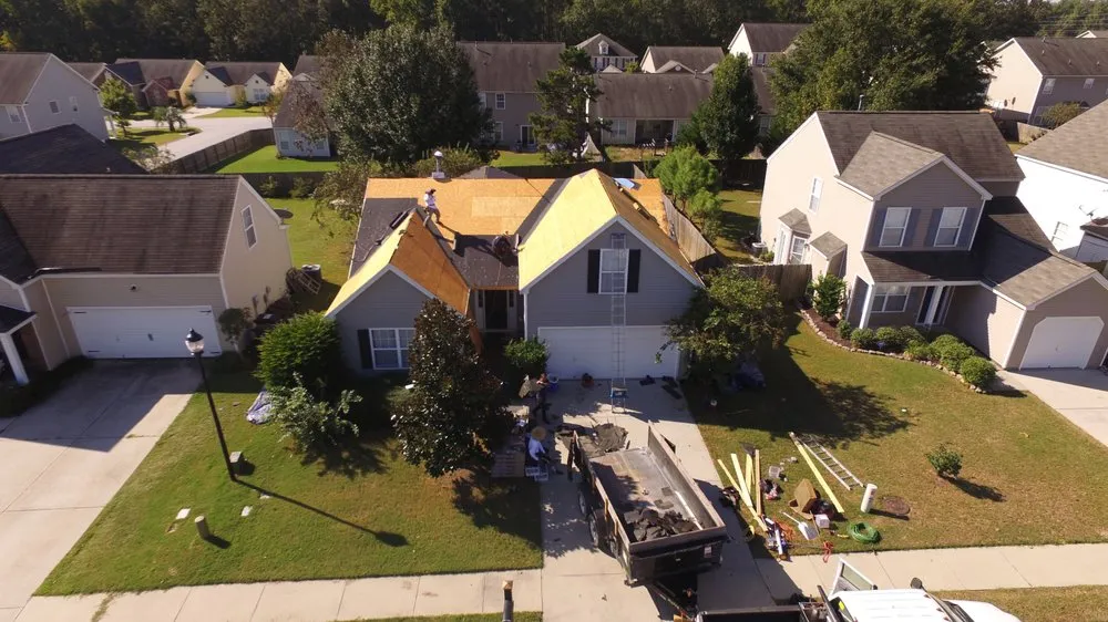 Slide of Vista Roofing