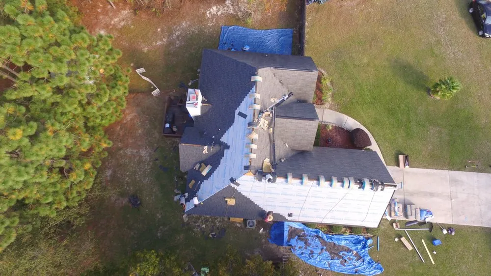 Slide of Vista Roofing