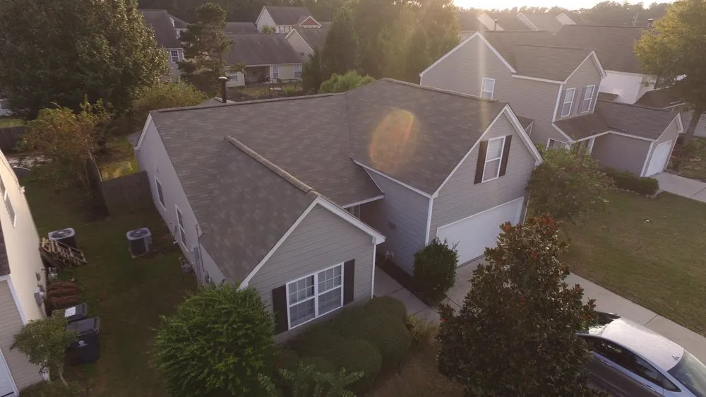 Slide of Vista Roofing